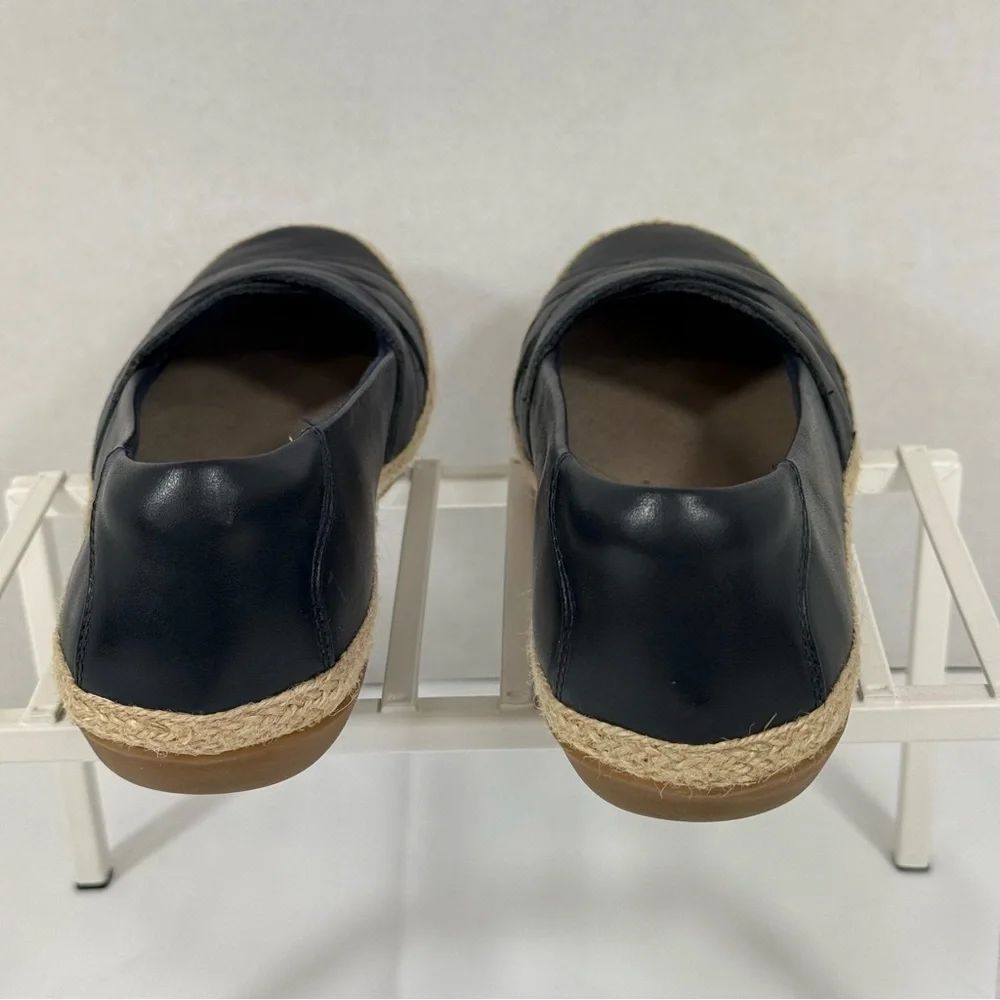 Clarks Collection Slip On Flats Shoes‎ 8M Dark Navy Leather Espadrille Comfy